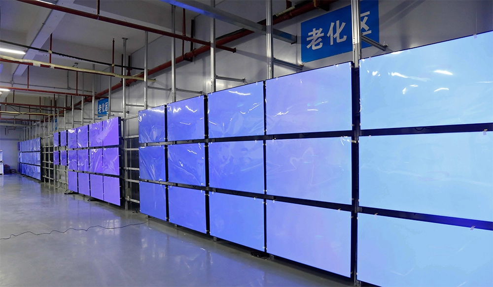 What is the difference between display screen, touch screen?